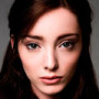 Toda la información sobre la actriz Emma Dumont