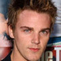 Toda la información sobre el actor Riley Smith