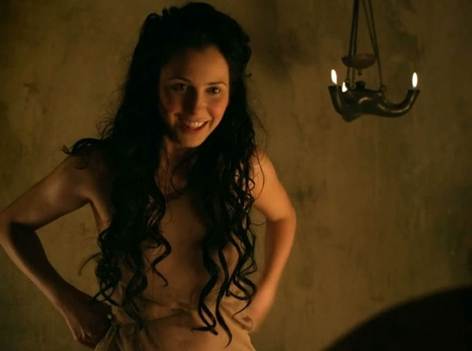 Delaney Tabron como Marcia en la serie 'Spartacus'