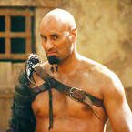 Shane Rangi es Dagan en 'Spartacus: Dioses de la Arena'